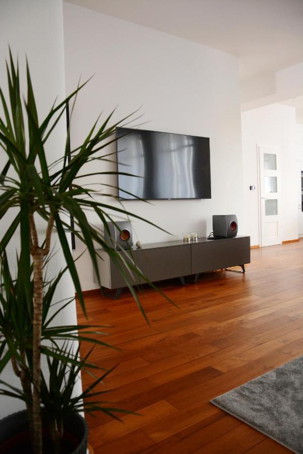 Premium Apartment Near Banska Bystrica Square With Two Big Bedrooms Exteriér fotografie