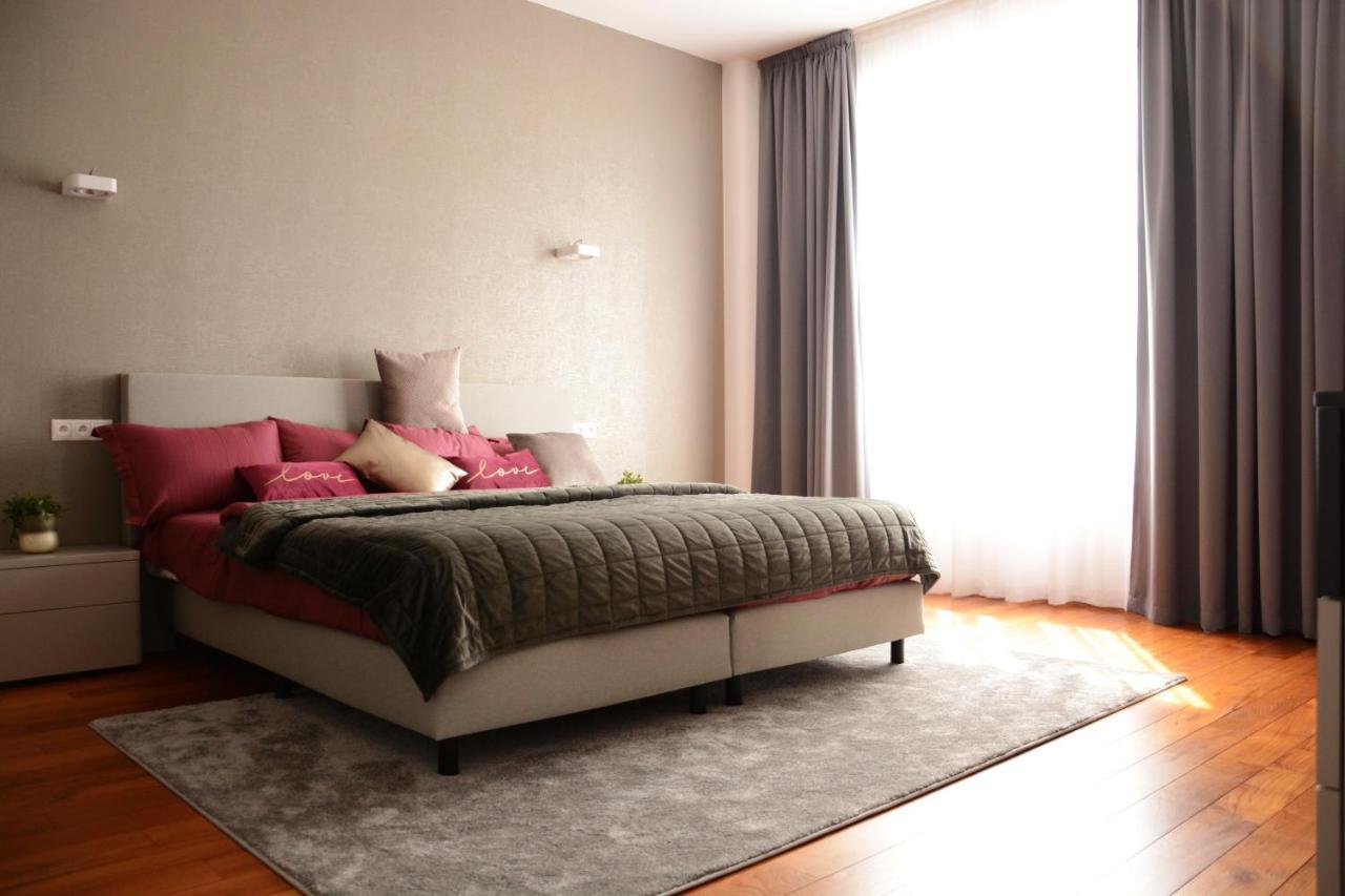 Premium Apartment Near Banska Bystrica Square With Two Big Bedrooms Exteriér fotografie
